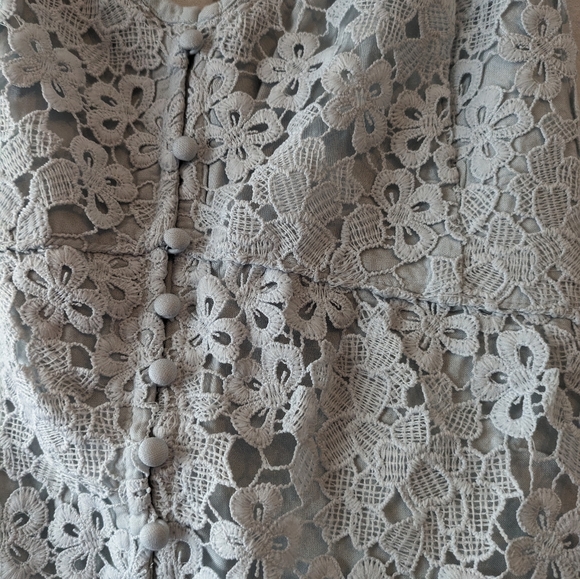 Lace Tank - Picture 4 of 4